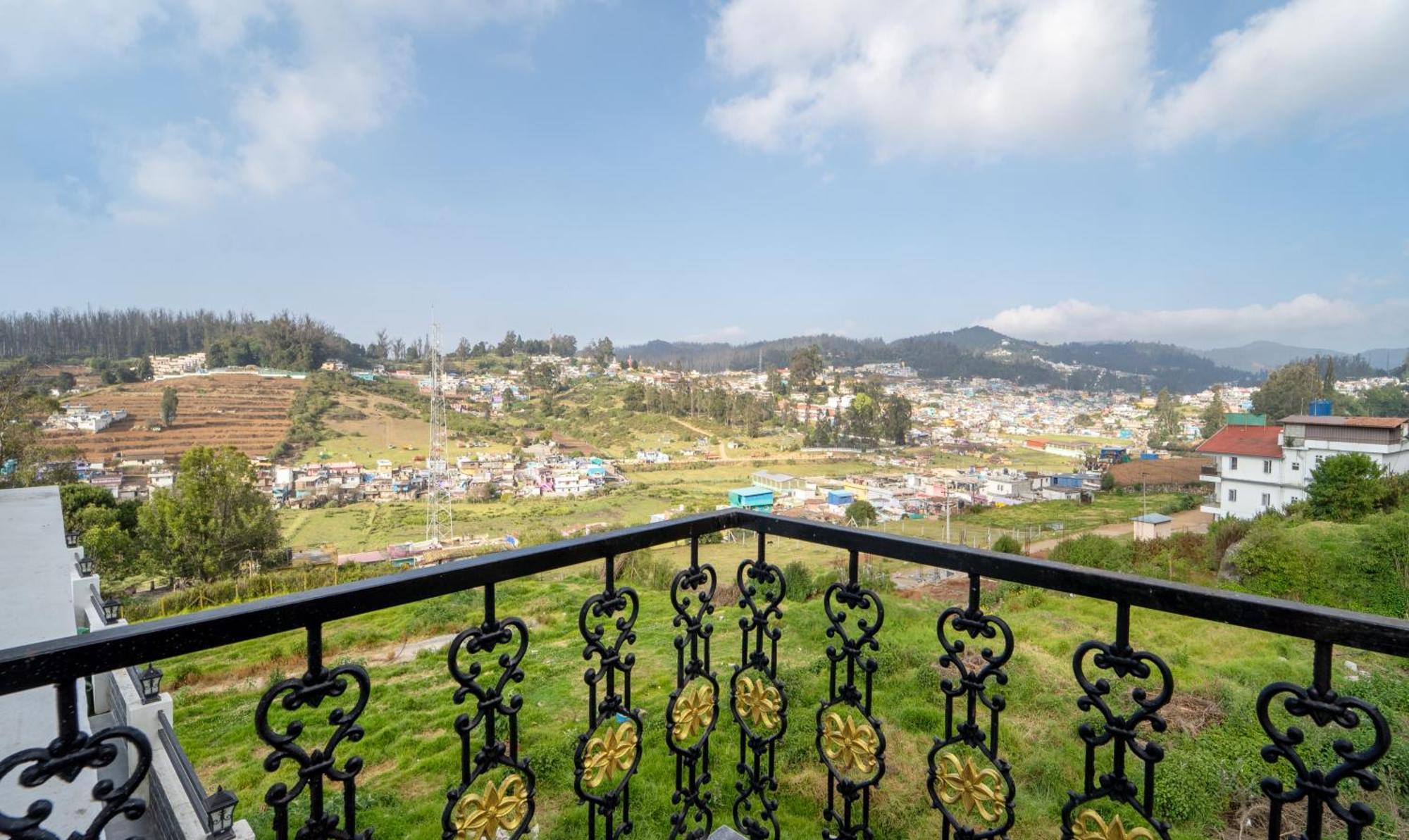 Treebo Skydale Premium Suites, 1500 Mtrs From Ooty Lake Zewnętrze zdjęcie